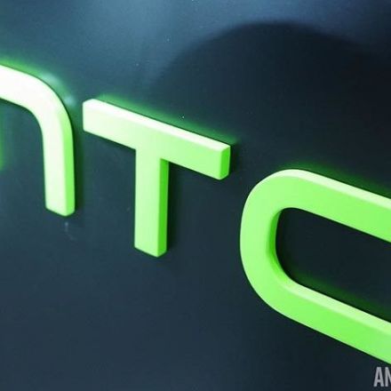 The HTC ship continues to sink as sales drop 55% in April