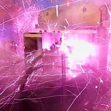 Scientists create most powerful indoor magnetic field, blow up own lab