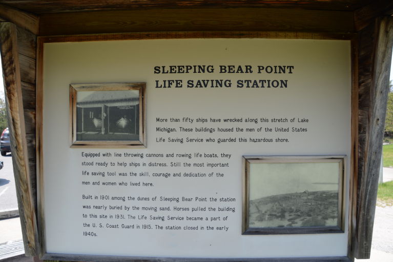 Information on the life saving station