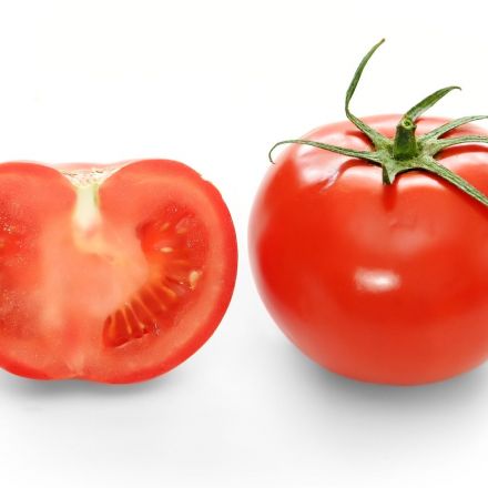 Scientists Find Genetic Reason Why Store-Bought Tomatoes Taste So Bland