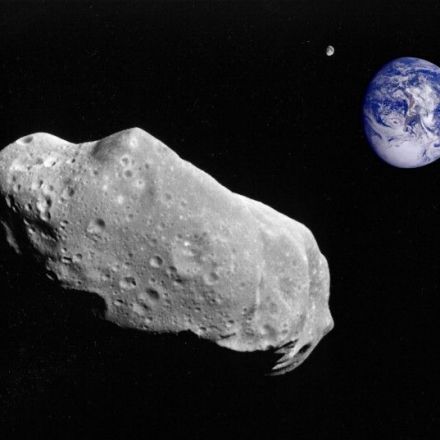 Titanic asteroid the size of 84 orcas to pass Earth on Monday