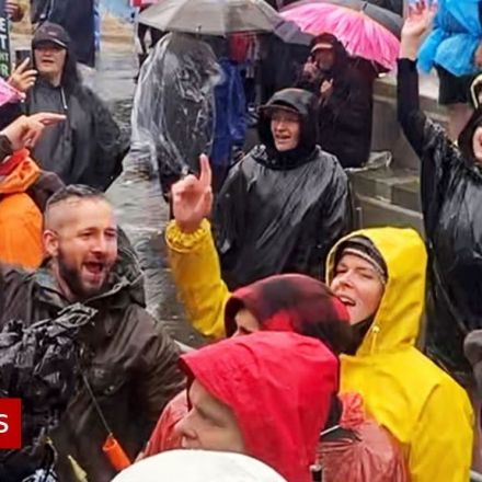 NZ protesters stand strong in face of Baby Shark