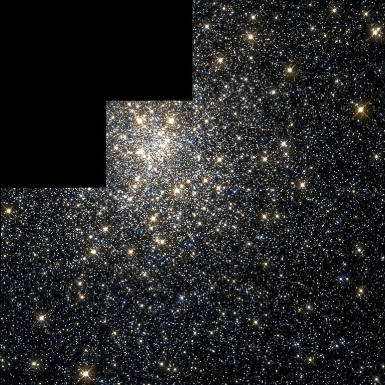 Seen in binoculars, M28 is a hazy patch. It requires at least a 4" scope for the individual stars to start resolving. <br />
<br />
Image credit: NASA/STScI/WikiSky