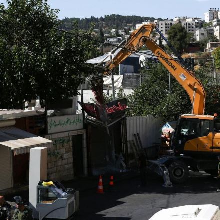 Israeli occupation starts demolition of Jeursalem's Al Bustan district