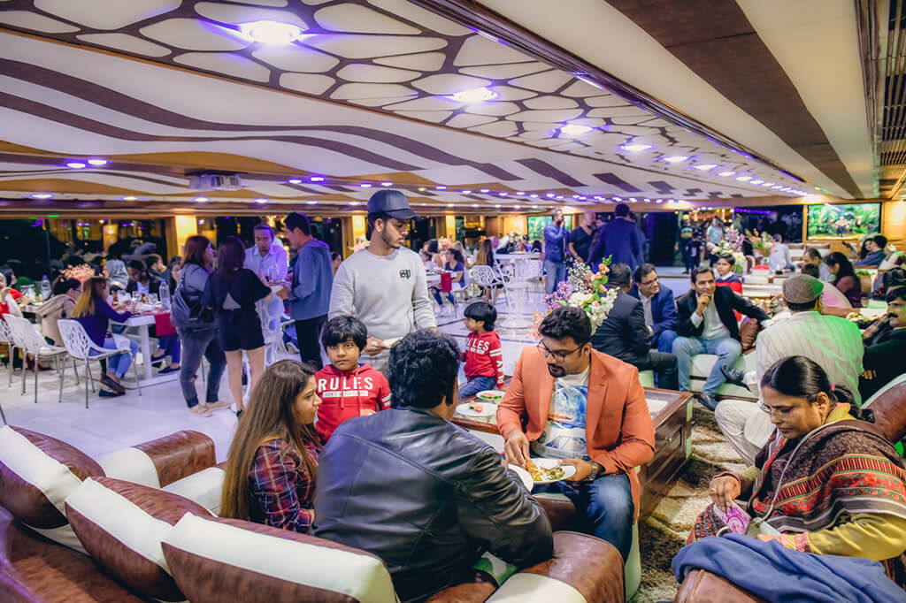 Five Star Dinner with Family and Friends on Yacht <br />
#MalaYachts