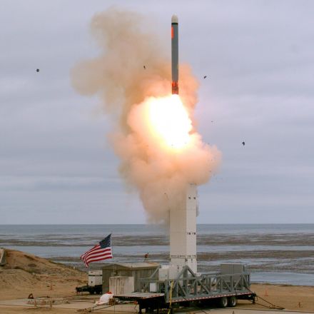 Pentagon conducts 1st test of previously banned missile