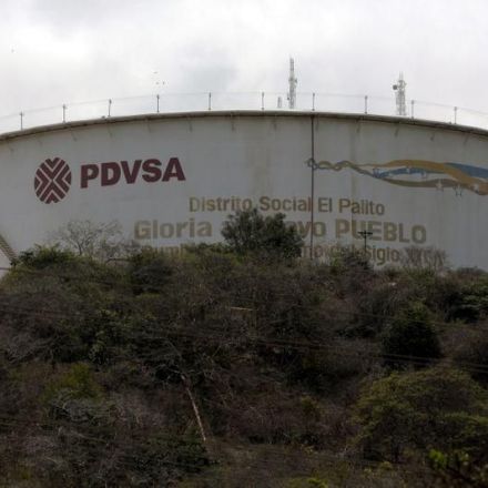 Venezuela coast could take half a century to recover from oil spill, researcher says