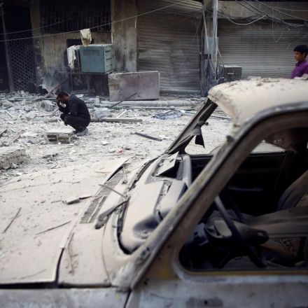 Damascus shelling kills three before truce agreed