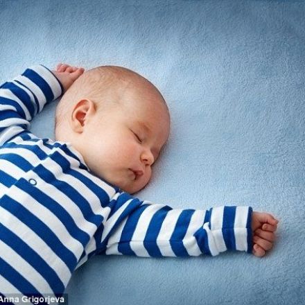 Circumcising newborn boys increases their risk of cot death