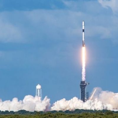 SpaceX launched 52 more Starlink satellites to orbit on Saturday