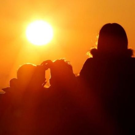 Chemical sunshade to slow warming may not be feasible: U.N. draft