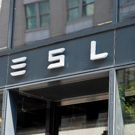 California agency accuses Tesla of racial segregation at factory