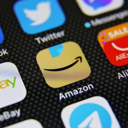 Amazon convinces Apple to remove review analyzer Fakespot from the App Store