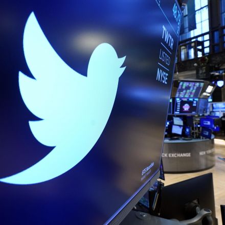 Twitter bans ads that contradict science on climate change