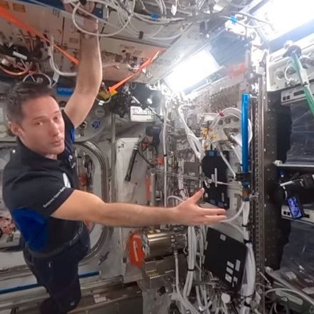 Astronaut's 360 Video Lets You Explore Space Station Module