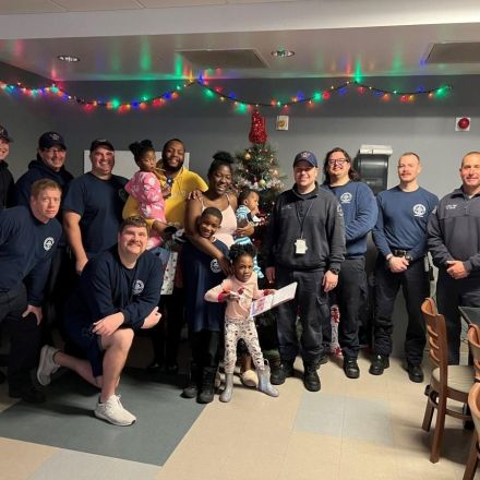 After a blizzard left a family of 6 stranded and powerless in New York, firefighters let them stay at the firehouse — and gave them Christmas presents