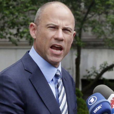 Authorities move L.A. attorney Michael Avenatti to New York ahead of trial