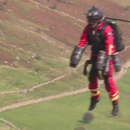 Jet suit paramedic 'could save lives'