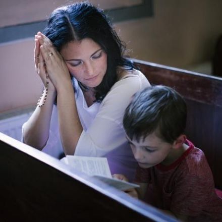 Children of religious parents have a reduced risk of suicidal behavior, study finds