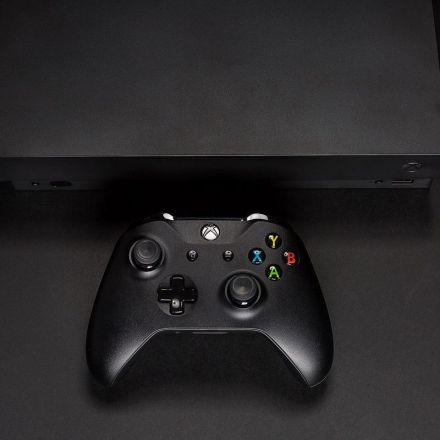 It looks like a bunch of soon-to-be-disappointed people accidentally bought Xbox One X’s today