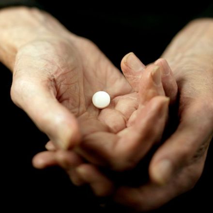 Study: A Daily Baby Aspirin Has No Benefit For Healthy Older People