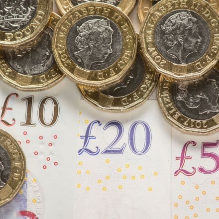 UK cash system ‘on the verge of collapse’, report finds