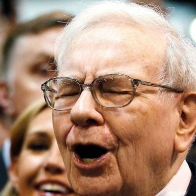 Warren Buffett likely took a $5 billion hit on just 5 stocks during Monday's slump