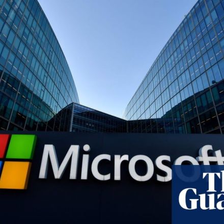 Global Microsoft outage brings down Teams, Office 365 and Outlook