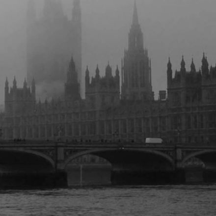 Dezzaired – London Bridge is Falling Down.. – Snapzu Places