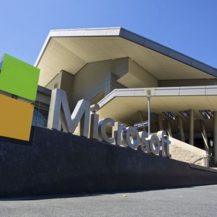 Should Microsoft sell Windows and Office? This former exec believes so