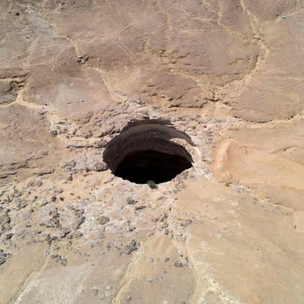 Cavers discover snakes and waterfalls inside Yemen's infamous 'Well of Hell' in world-first descent