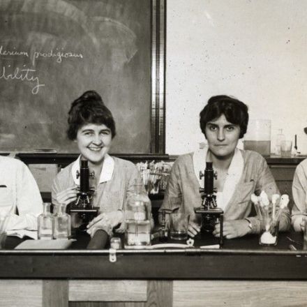 The Women Who Contributed to Science but Were Buried in Footnotes
