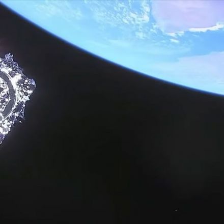 APOD: 2021 December 26 - James Webb Space Telescope over Earth
