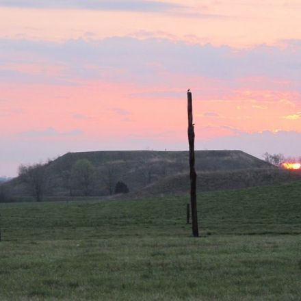 White Settlers Buried the Truth About the Midwest’s Mysterious Mound Cities