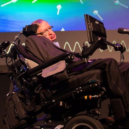 Stephen Hawking is working on spacecraft that could travel to ‘Second Earth’ in 20 years