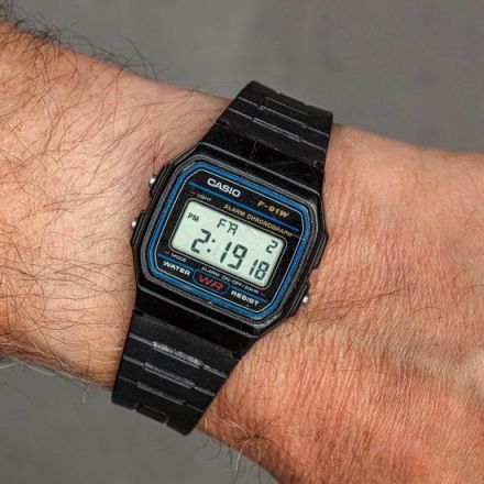 Apple’s Watch Is Smarter, but My Casio Keeps Getting the Job Done
