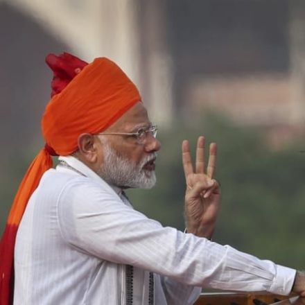 India buying Iran oil in defiance of Trump sanctions