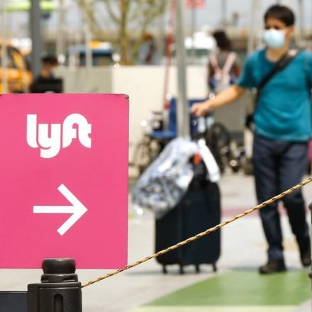 Toyota snaps up Lyft's self-driving cars unit for $550 million