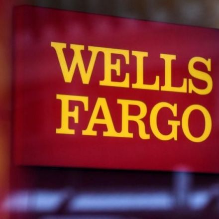 Wells Fargo faces $1 billion fine from loan abuses