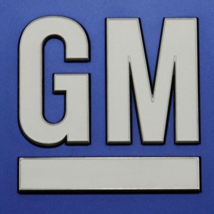 GM breaks with Trump administration and calls for nationwide electric-car sales program