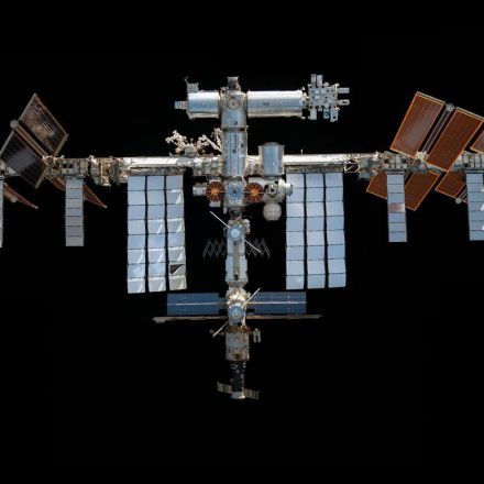 NASA says Russia is still ‘moving toward’ extending the space station through 2030