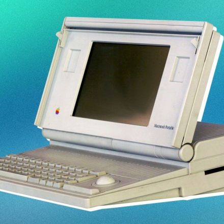 The Mac Portable—an Apple flop that led to great things—turns 30