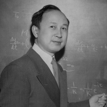 Qian Xuesen: The man the US deported - who then helped China into space