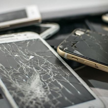 Cracking the code of unbreakable phone screens