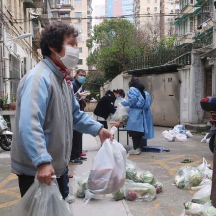China's 'Twitter' appears to be censoring content about food shortages in Shanghai as residents struggle amid a harsh COVID-19 lockdown