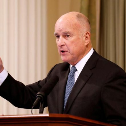 California governor commits to 100 percent clean energy