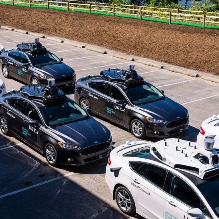 Self-Driving Cars Gain Powerful Ally: The Government