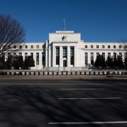 Fed approves rules banning its officials from trading stocks, bonds and also cryptocurrencies