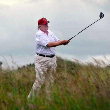Trump says the Fed is the 'only problem' with the economy, calls Powell 'a golfer who can't putt'