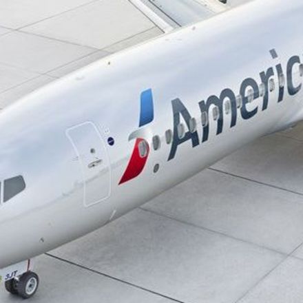 Napping American Airlines baggage handler trapped in cargo hold on flight to Chicago